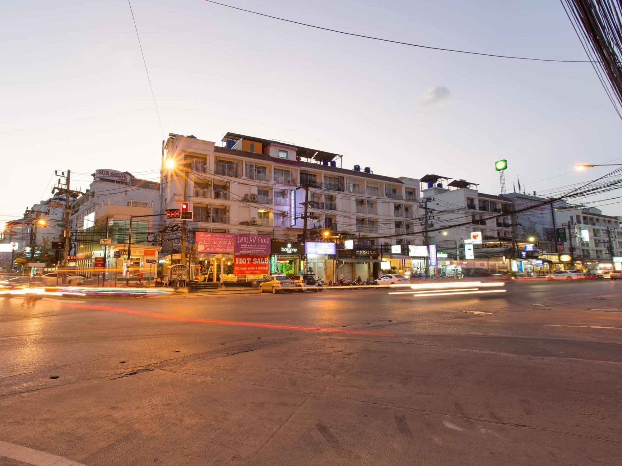 Patong Buri Hotel Eksteriør billede